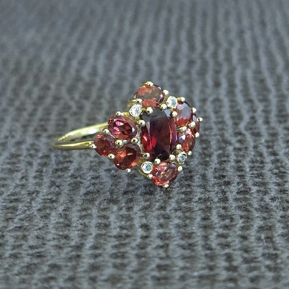 Shivam Garnet Cluster with White Topaz Ring💍 - NWT - Picture 16 of 16